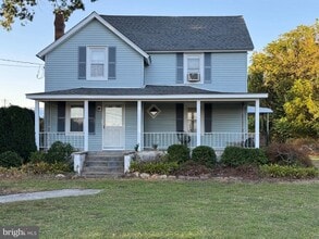 Building Photo - 3650 Oak Rd