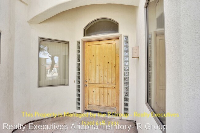 Foto del edificio - 3 br, 2 bath House - 352 S. Via De Los Ros...