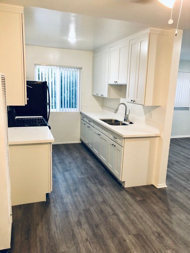 similar unit # 7 will look about the same for unit 6 - 4546 W 17th St