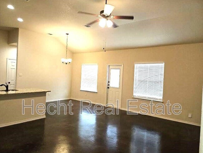 Foto del edificio - 222 Stacy Ln