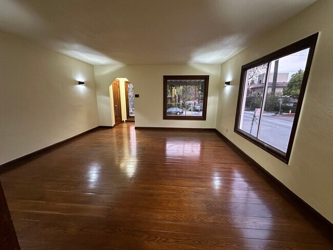 Foto del edificio - 2301 Spaulding Ave