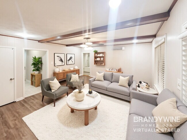 Foto del edificio - 3685 Naylor Dr