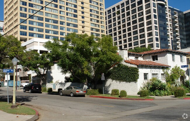 Foto del edificio - 1220 Selby Ave