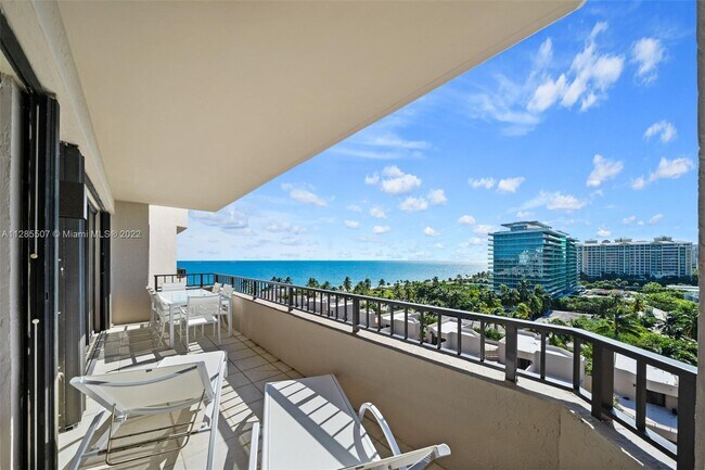 Foto del edificio - 201 Crandon Blvd