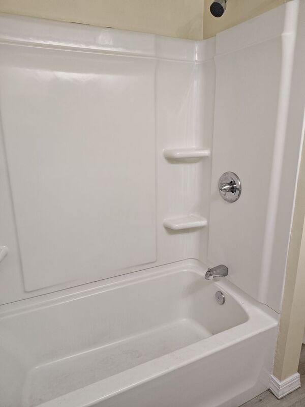 Foto del edificio - 850-850 Capouse Ave