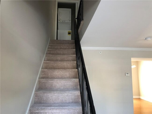 Foto del edificio - 16 Villa Ct SE