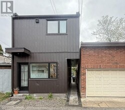 Building Photo - 598 Crawford St