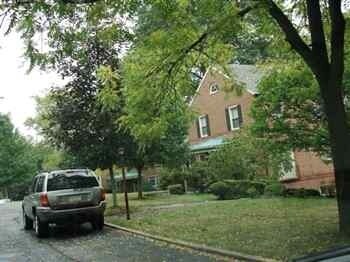 Primary Photo - 101 S Linwood Ave