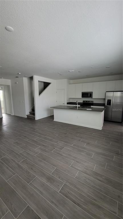Building Photo - 15725 Water Spring Blvd