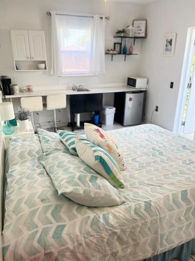 Foto del edificio - 3775 NW 13th St