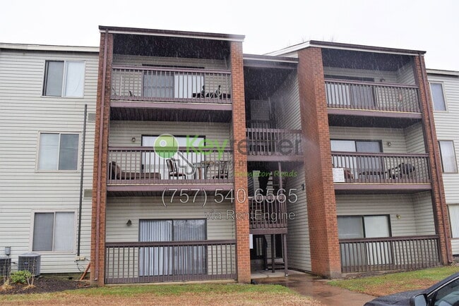 Building Photo - 45 Haverford Ct