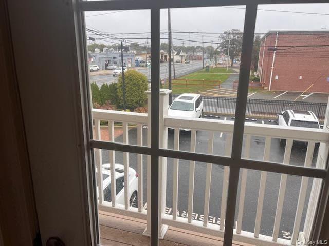 Foto del edificio - 333 W Montauk Hwy