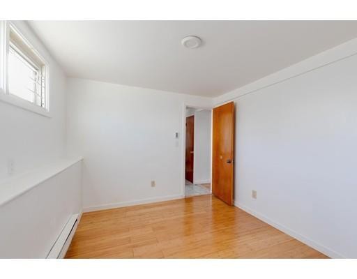 Building Photo - 2 Gladeside Terrace