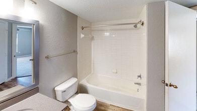 Interior Photo - Arbors at Maitland Summit