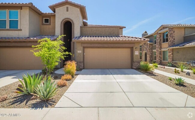 Building Photo - 2425 W Bronco Butte Trl