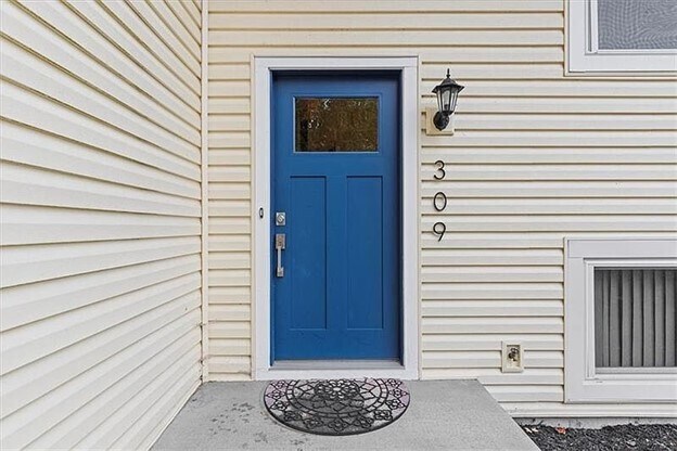 Front Door - 309 Joan St