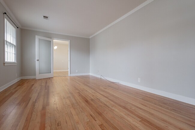 Foto del edificio - REDUCED!