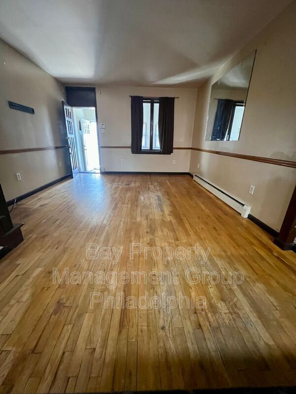 Building Photo - 1916 Auth St