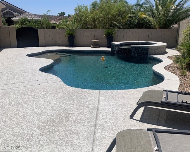 Building Photo - 2042 Poetry Ave