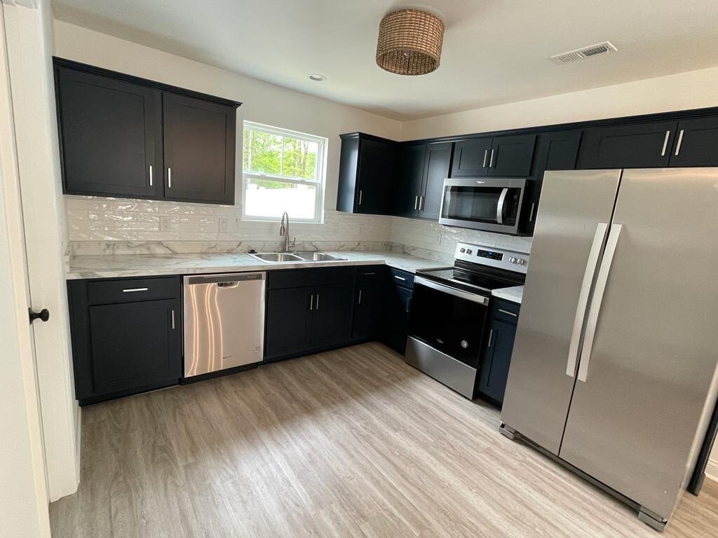 2031 Aster Dr, Jeffersonville, IN 47130 Townhome Rentals in