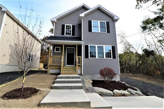Building Photo - 121 Hillcrest Ave