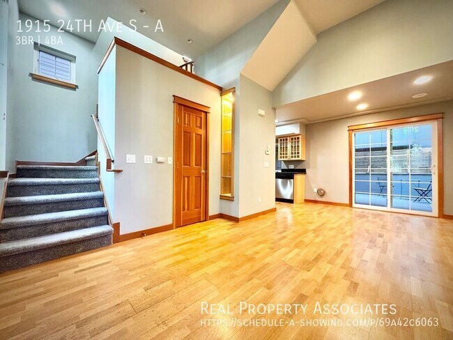 Foto del edificio - 1915 24th Ave S