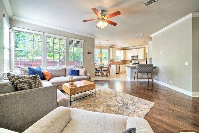 Building Photo - 11805 Lake Stone Dr