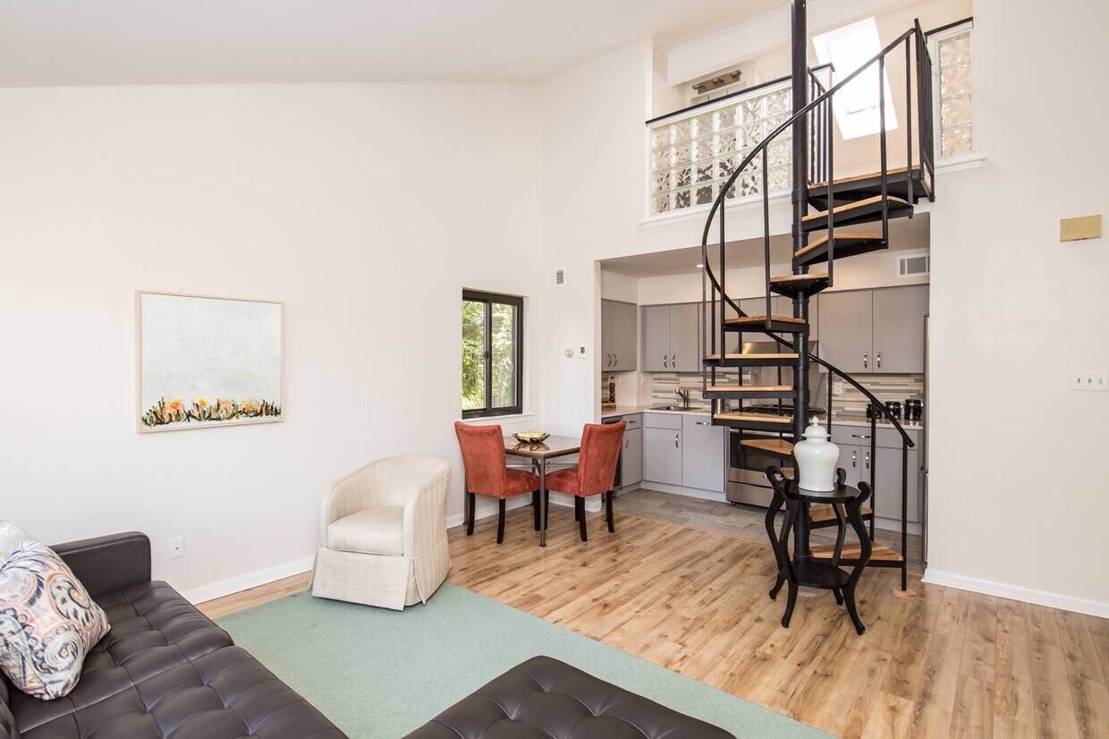 Photo - 821 N Taney St (Philadelphia, PA)