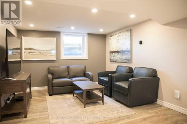 Photo du bâtiment - 1176 Milburn St