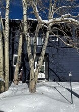 Building Photo - 250 Cove Blvd