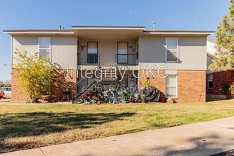 Building Photo - 618 Welston Cir
