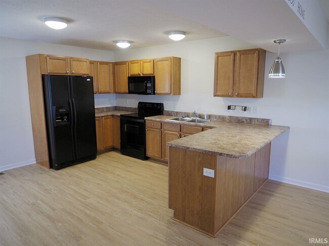 Building Photo - 2414 S Woolery Mill Dr