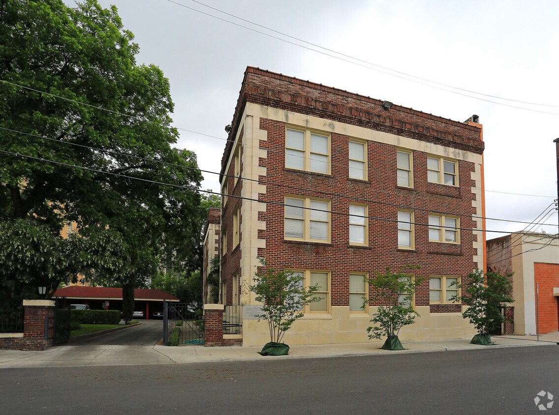 Building Photo - Toltec Apartments