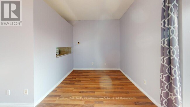 Building Photo - 97 Farquhar St