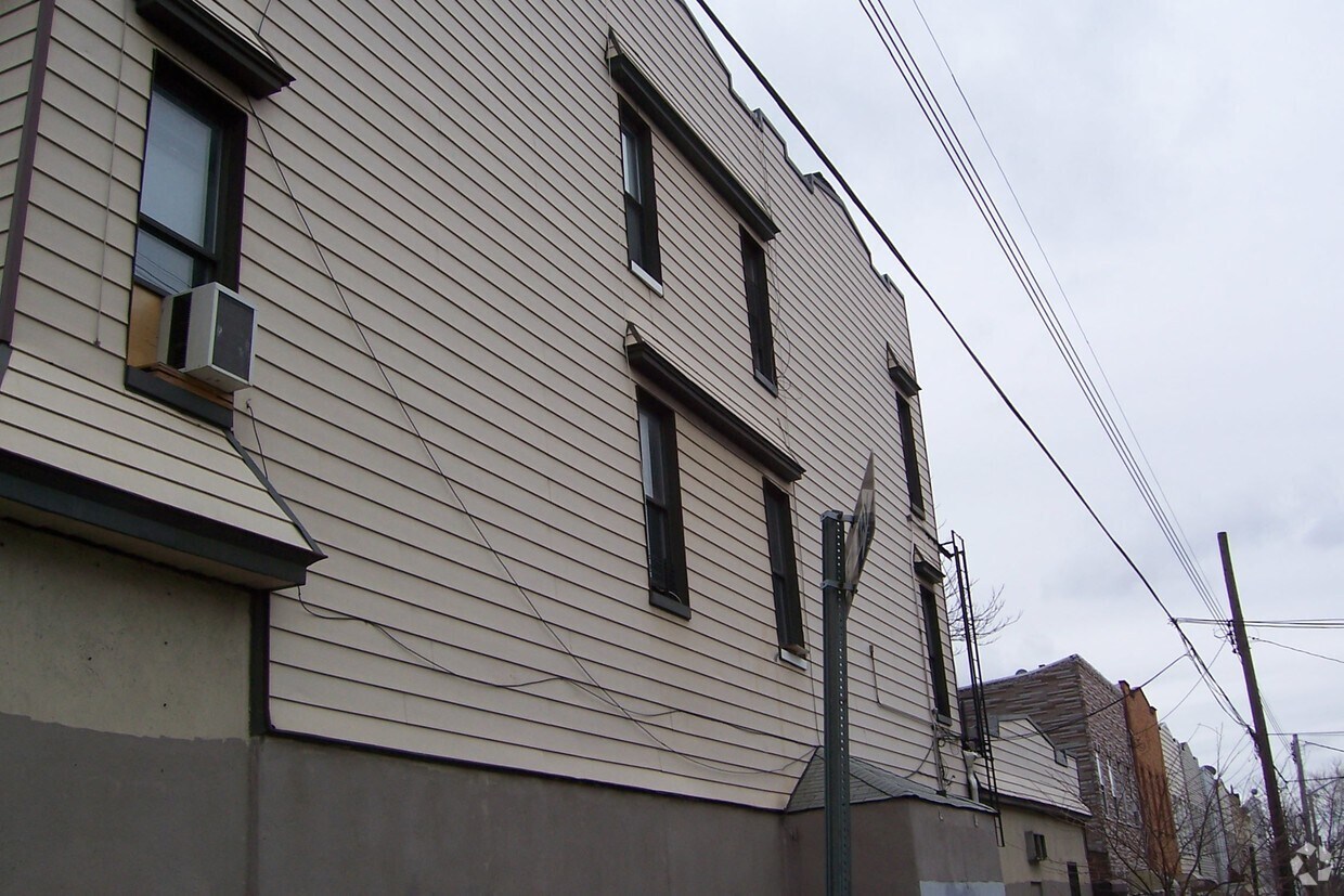 Foto del edificio - 502 Woodward Ave