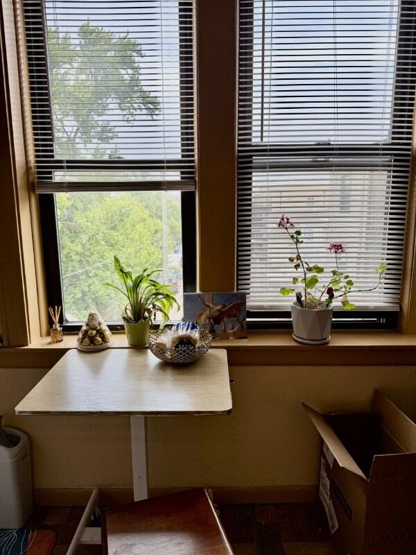 Foto del edificio - 3406 W Carmen Ave