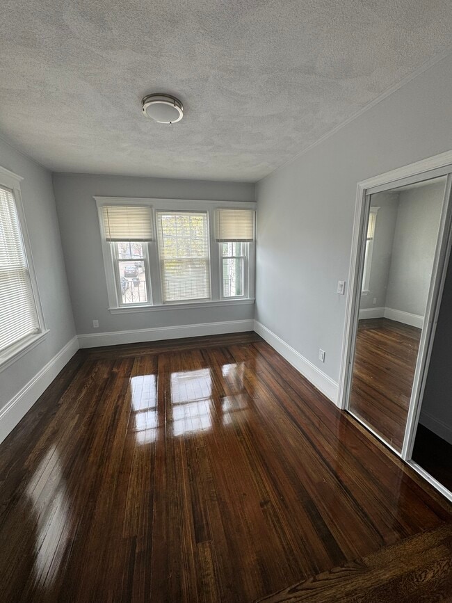 Foto del edificio - 14 Hamilton Rd