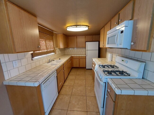 Building Photo - 56164 Papago Trail