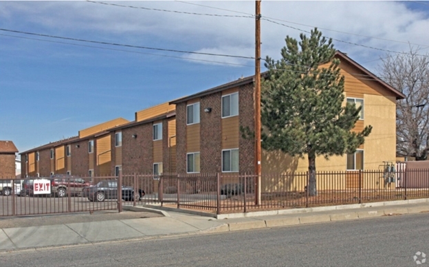 Primary Photo - Valencia Park