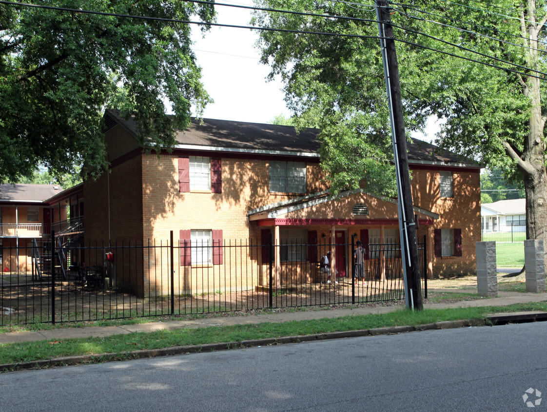 Primary Photo - Trezevant Apartments