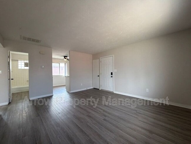 Building Photo - 1444 S 20th St