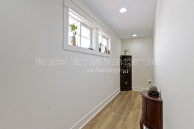 Foto del edificio - 728 Cottage Ave
