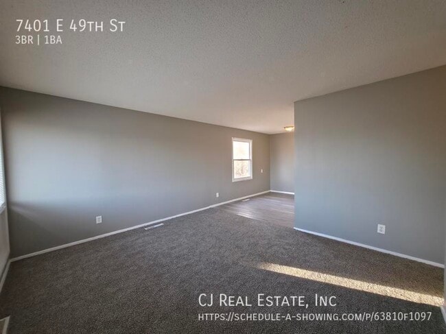 Building Photo - 7401 E 49th St