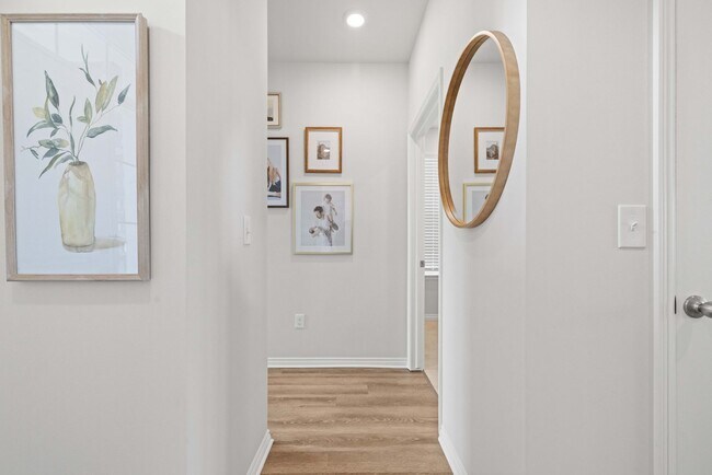 Interior Photo - Walden Parc Apartments