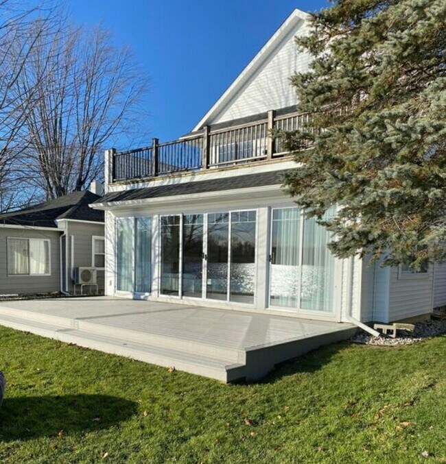 11317 Oakleigh Dr, Middleville, MI 49333 House Rental in Middleville