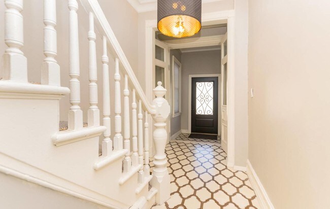 Foto del edificio - 1861 Mulford Ave