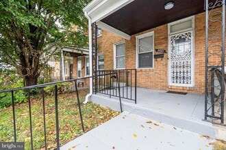 Building Photo - 3551 Elmley Ave