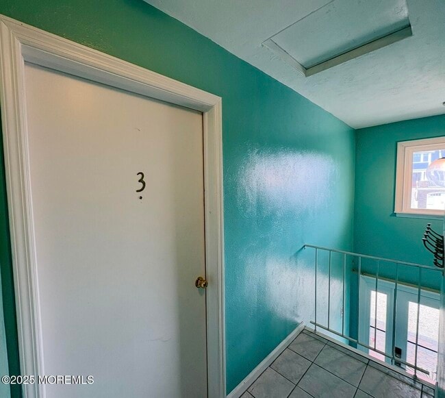 Building Photo - 34 23rd Ave