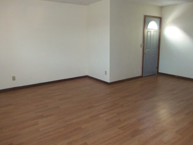 Foto del edificio - 1391 Parkside Dr