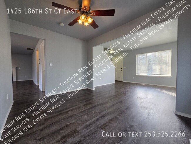 Foto del edificio - 1425 186th St Ct E